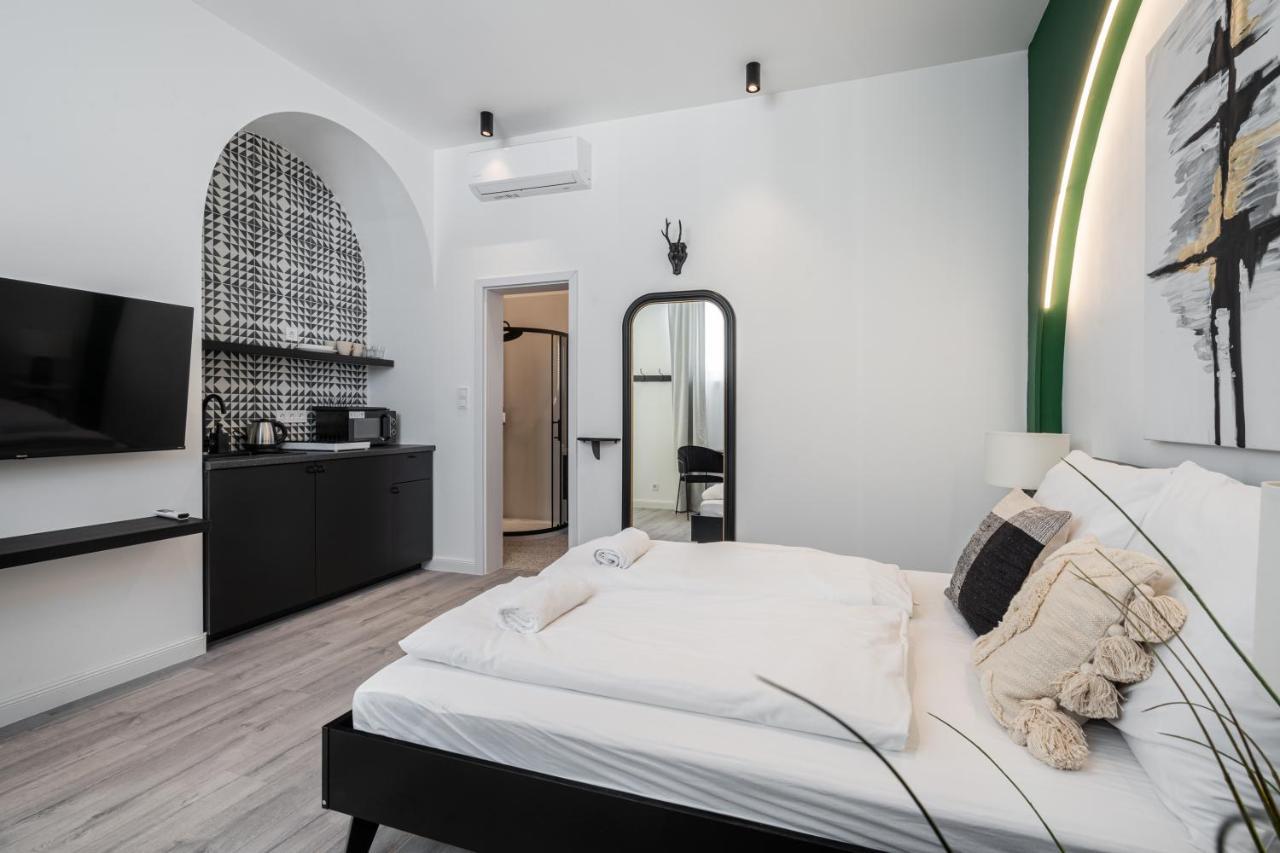 R6 - Boutique Apartments, Best Location By Bqa Budapest Exterior photo